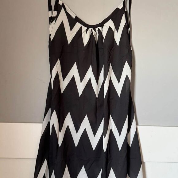 Women’s Swimsuit Cover up Size XL - Picture 2 of 4